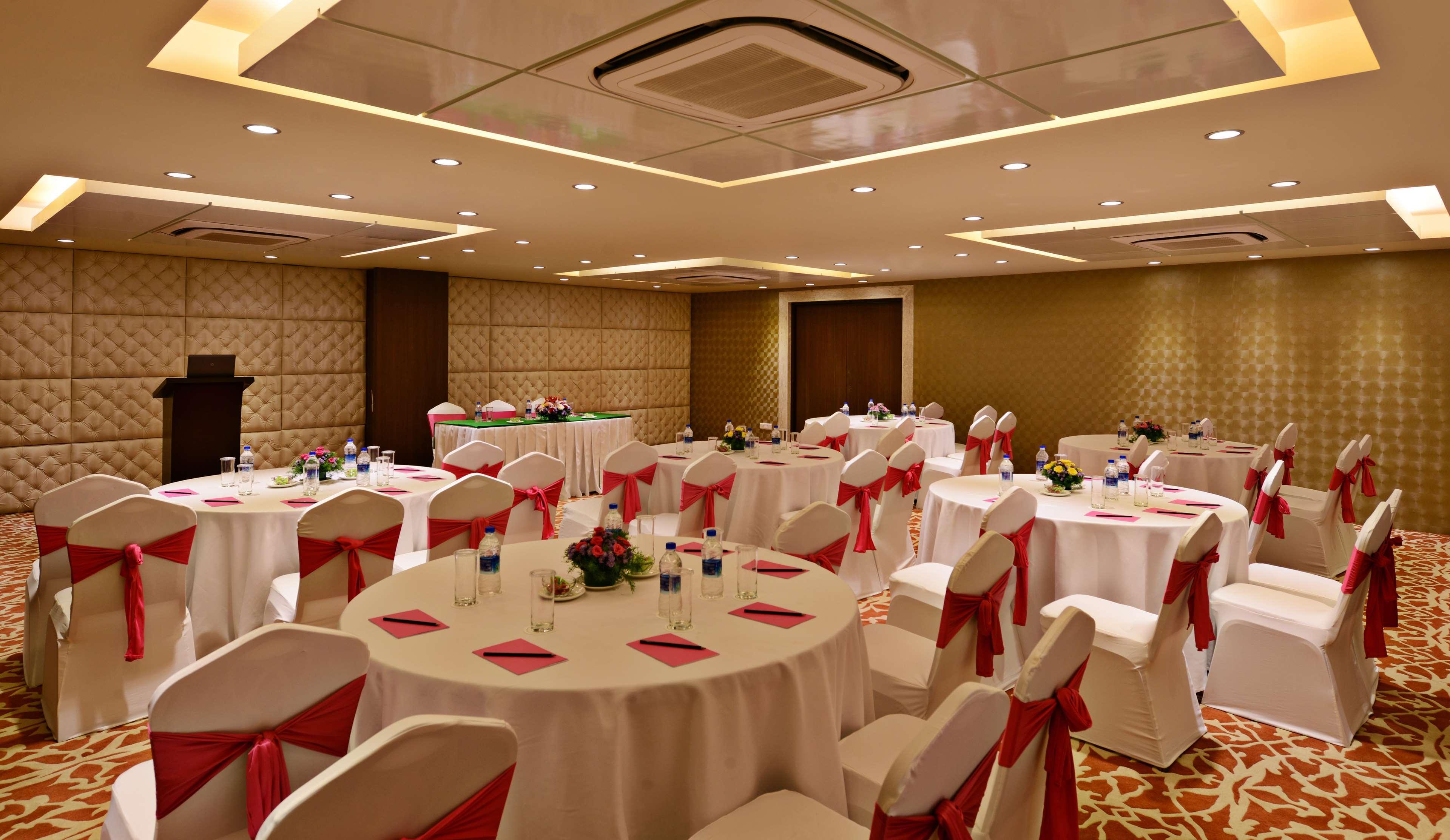 Country Inn Panjim Goa Panaji Buitenkant foto